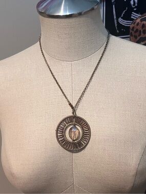 Vintage-Inspired Bronze Sunburst Pendant Necklace - Bronze